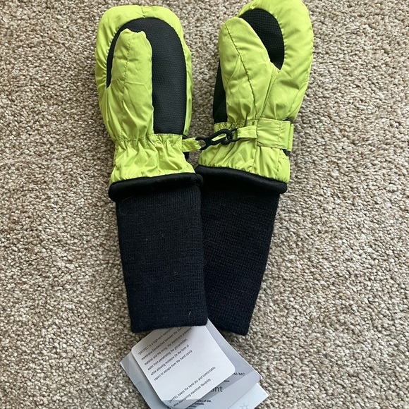 Snow Stoppers Lime Green Mittens Baby 3M Thinsulate Size Small NWT - Picture 2 of 4